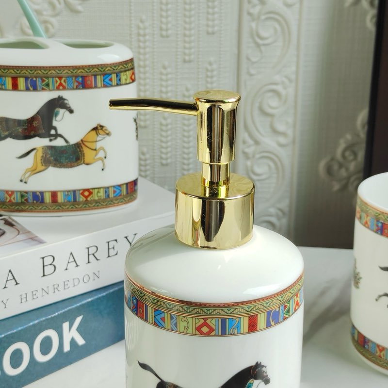 wholesale quality hermes bathroom accessories set model no. 4